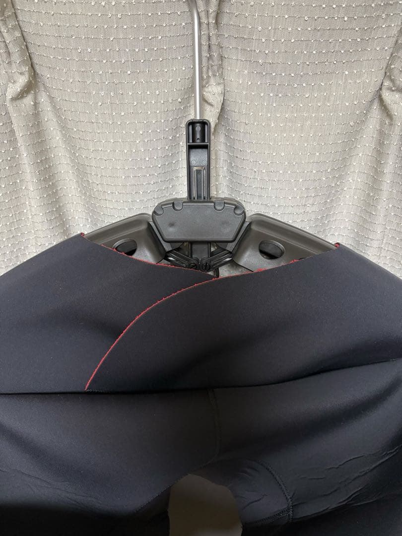 ノーブランド 5×3mm セミドライ メンズMLサイズ チェストジップ 美品