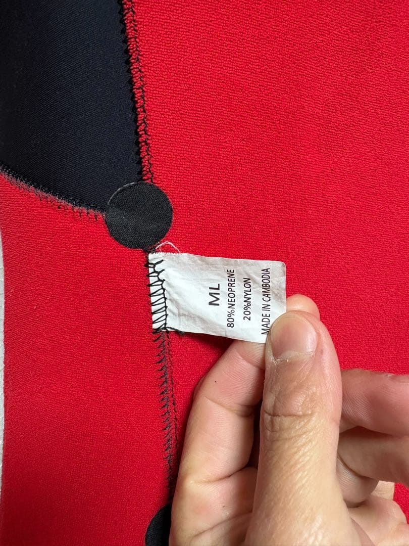 ノーブランド 5×3mm セミドライ メンズMLサイズ チェストジップ 美品