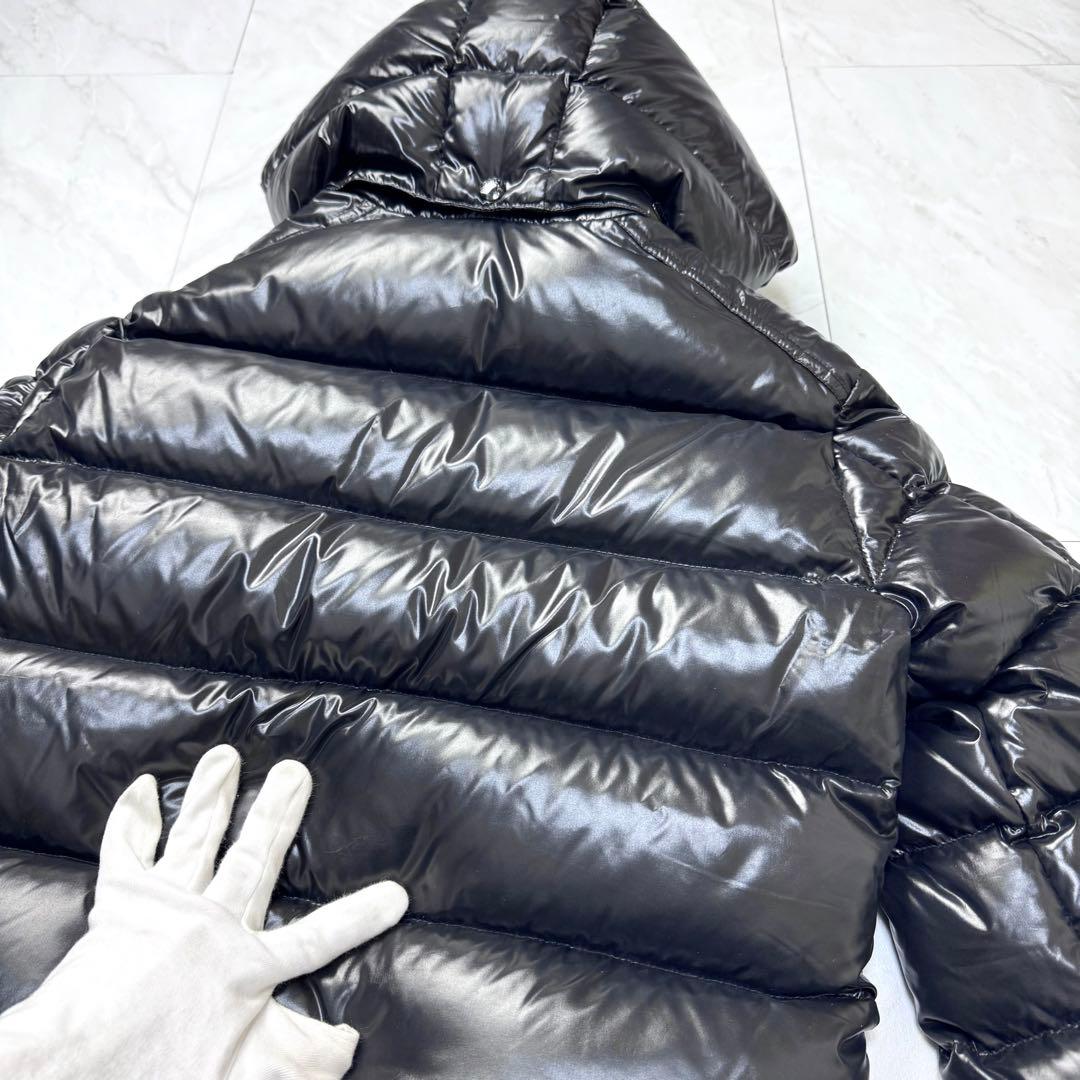 極美品 モンクレール MAYA マヤ ダウンジャケット　フード ブラック 0