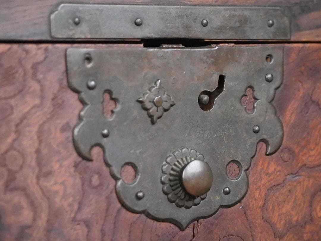 小箪笥 欅 黒柿 小引き出し 小物入れ 骨董 古民家 古家具 民藝