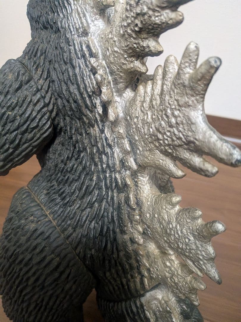 ゴジラ フィギュア