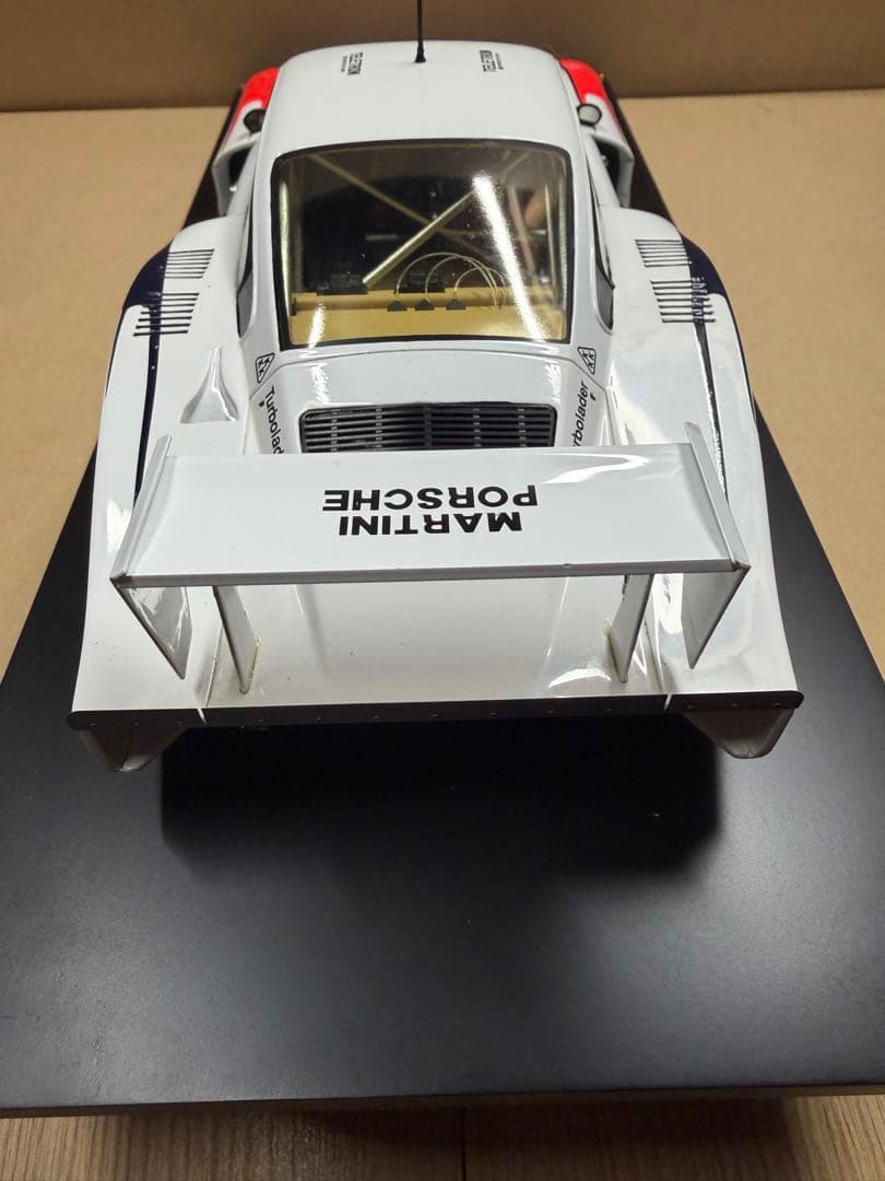 1/18 1978 ポルシェ 935/78 #43 モビー・ディック スパーク製