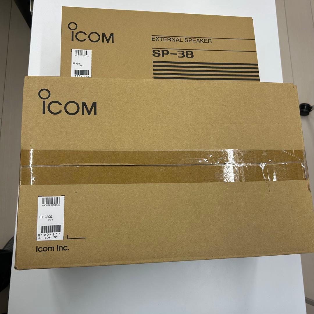 ICOM IC-7300/SP-38/MB123トランシーバー&スピーカーセット