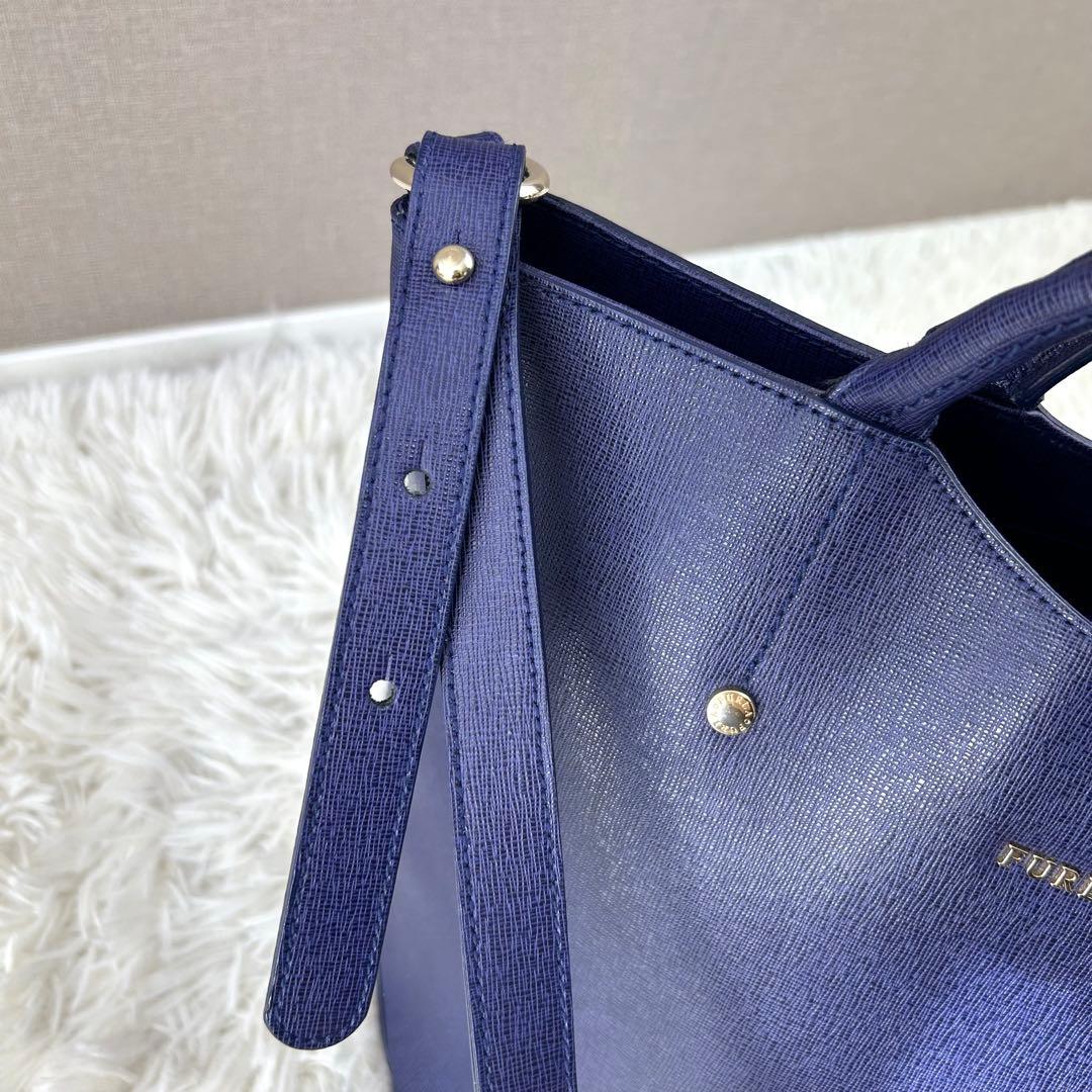 美品✨　FURLA アリッサ　ハンドバッグ　ショルダー　2way レザー　A4可
