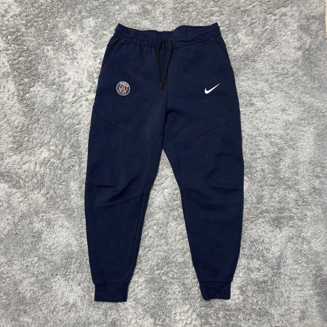 NIKE tech fleece PSG パリサンジェルマン　セットアップ