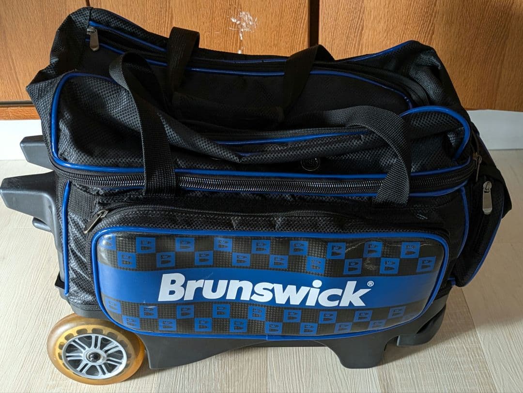 Brunswick ダブルローラーバッグ ボウリング キャリー ケース ２個