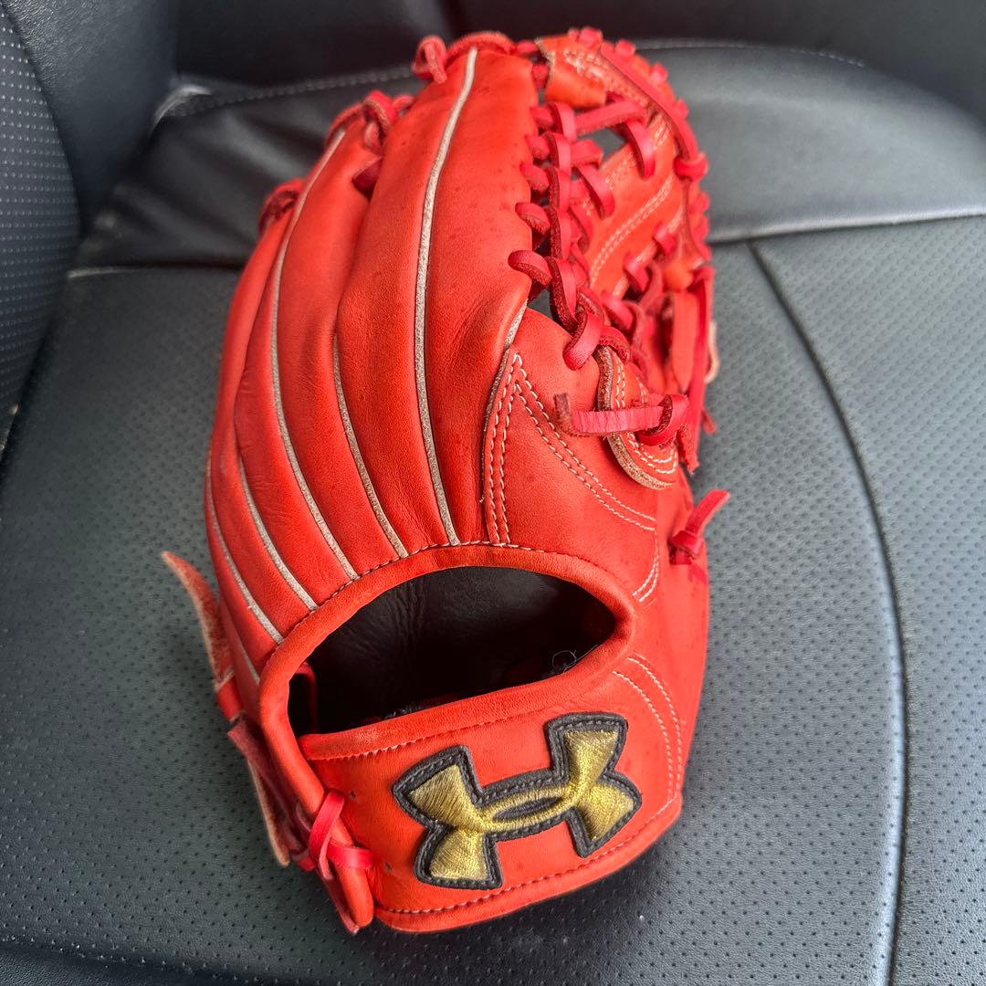 アンダーアーマー外野手用 軟式グローブ