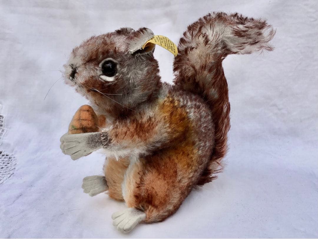 Steiff 　リスのPeri