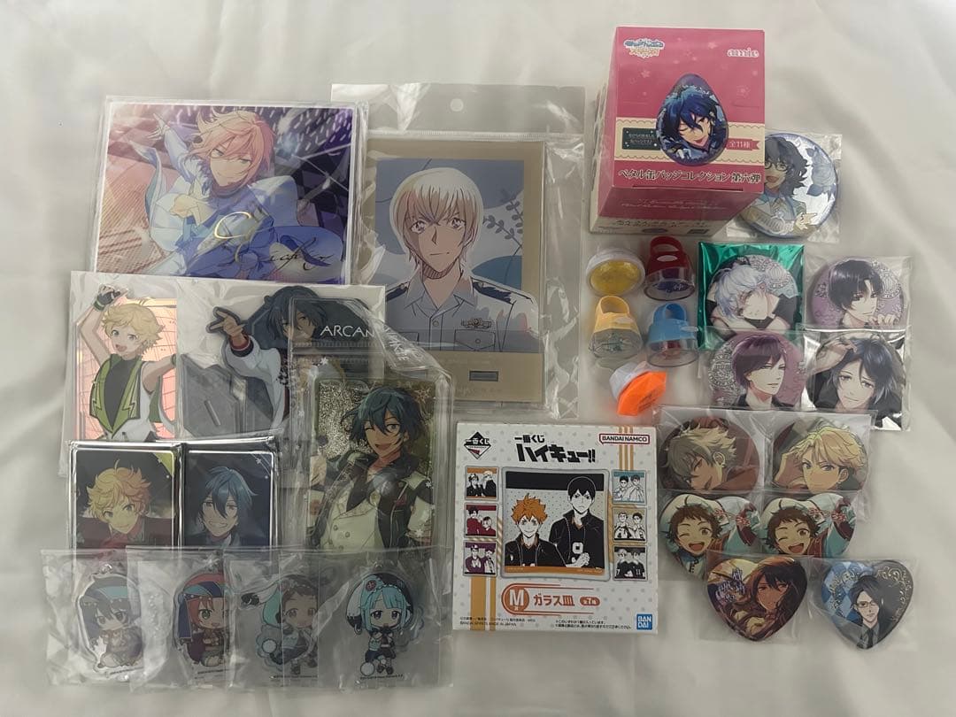 あんスタ・アニメグッズ大量まとめ売り 80サイズ 5.8キロ
