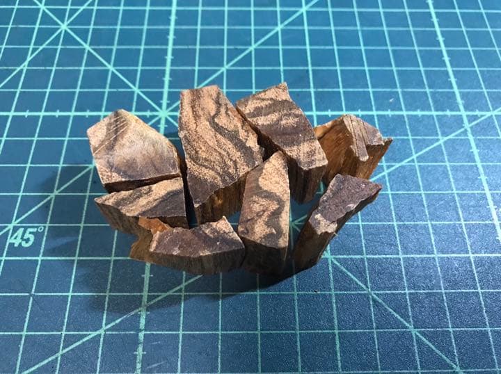 香道  聞香用  沈香   黄熟香   ９ｇ  天然保証