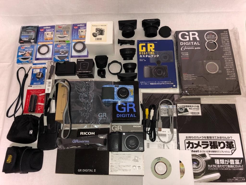 RICOH GR DIGITAL II＋初代1周年記念他 付属品多数