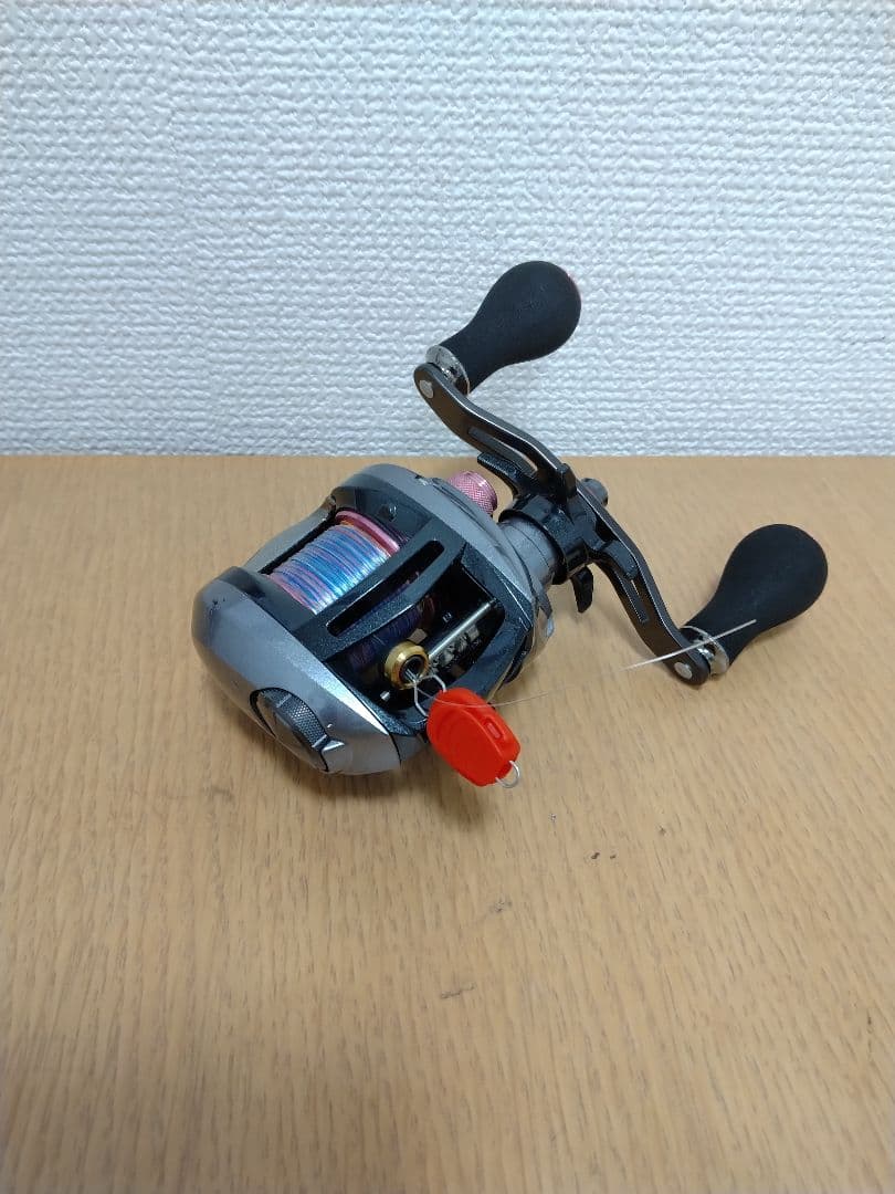 本日限定値引き！ダイワ　ベイトリール　紅牙100L　日本製　実用美品