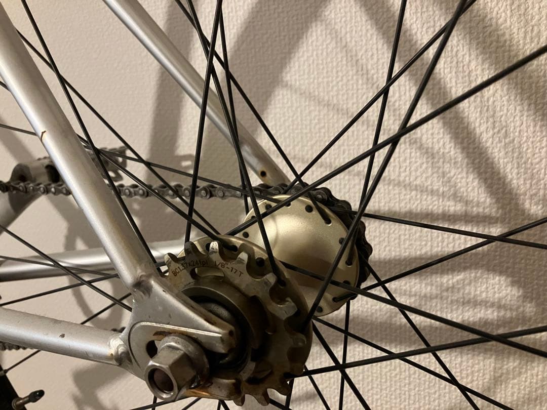 無印良品　クロモリ　700×23c