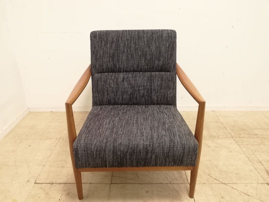 モデルルーム展示品 ACTUS 日進木工 現行モデル フォルムス ラウンジソファ