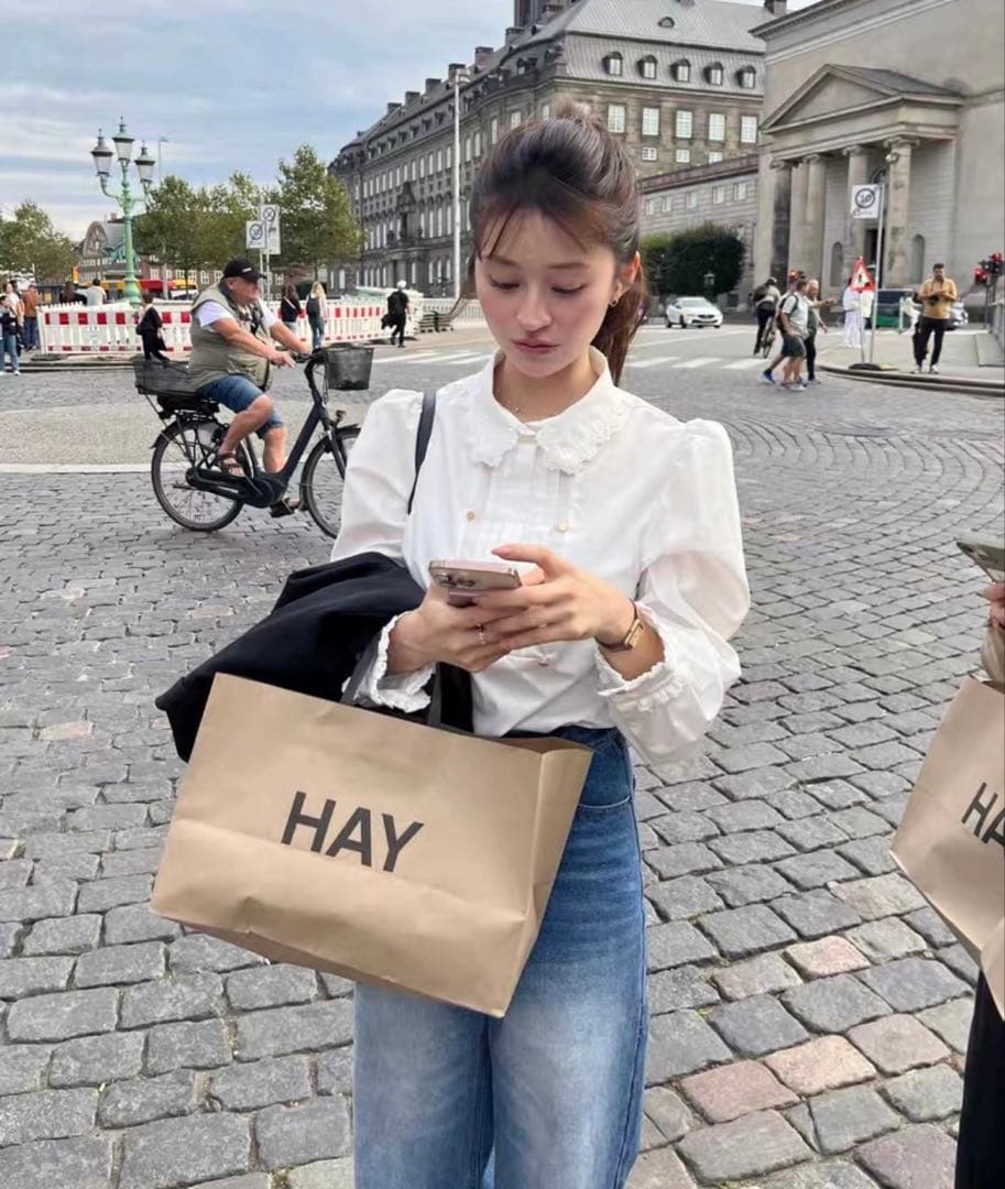 チヂミCLAIRE BUTTONS BLOUSE