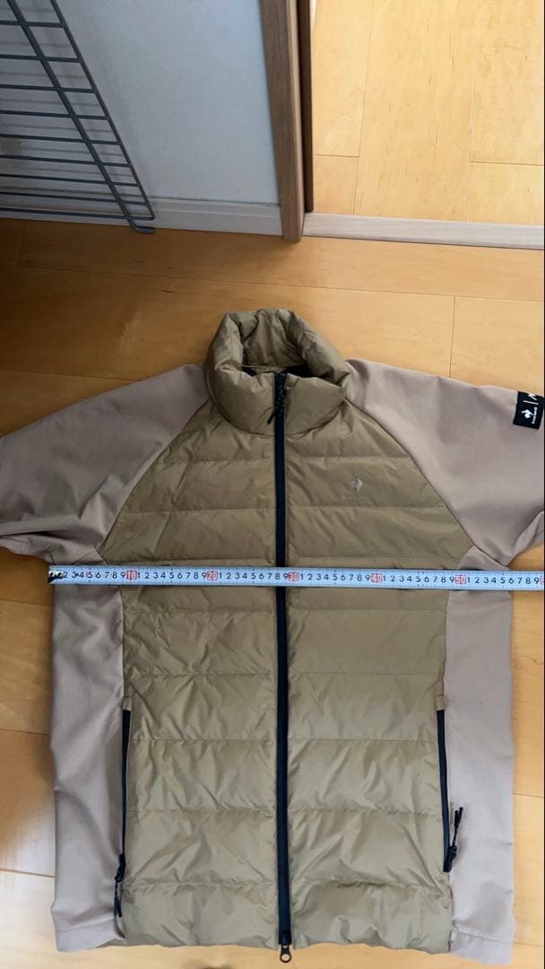 ナンガ、ルコックコラボ　ゴルフウェア ダウンジャケット ベージュ系