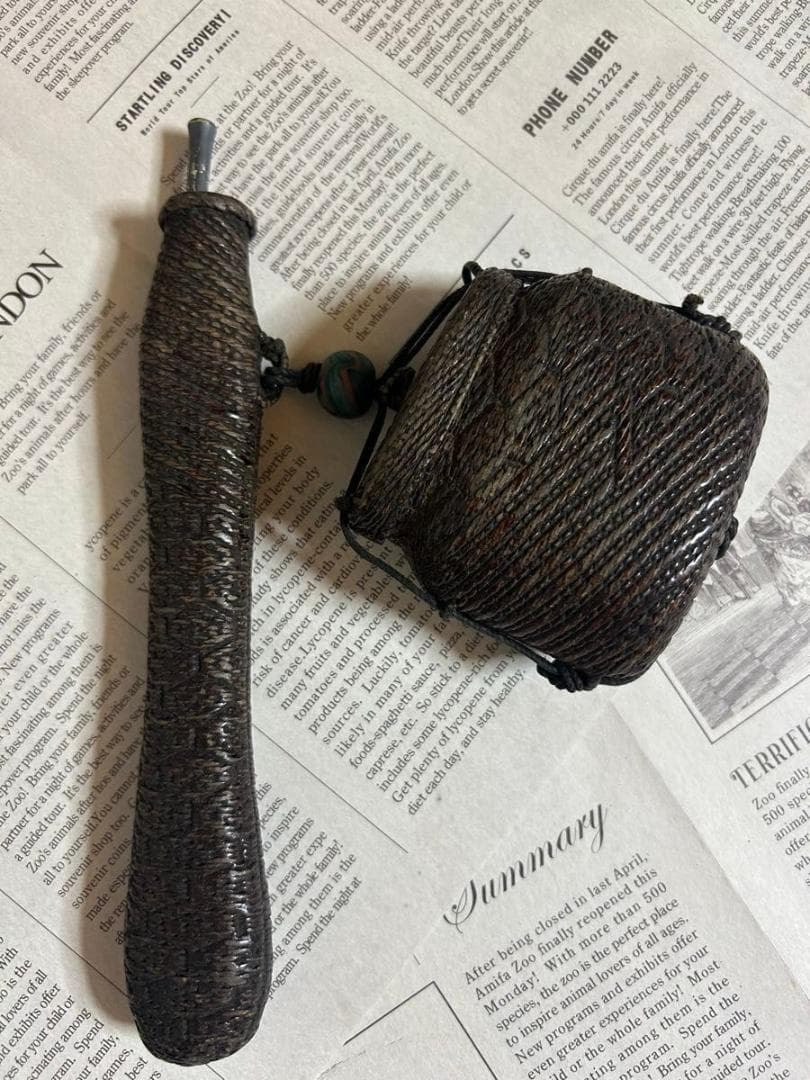 昭和のタバコ入れ　煙管入れ　材質不明 昭和レトロ　キセル