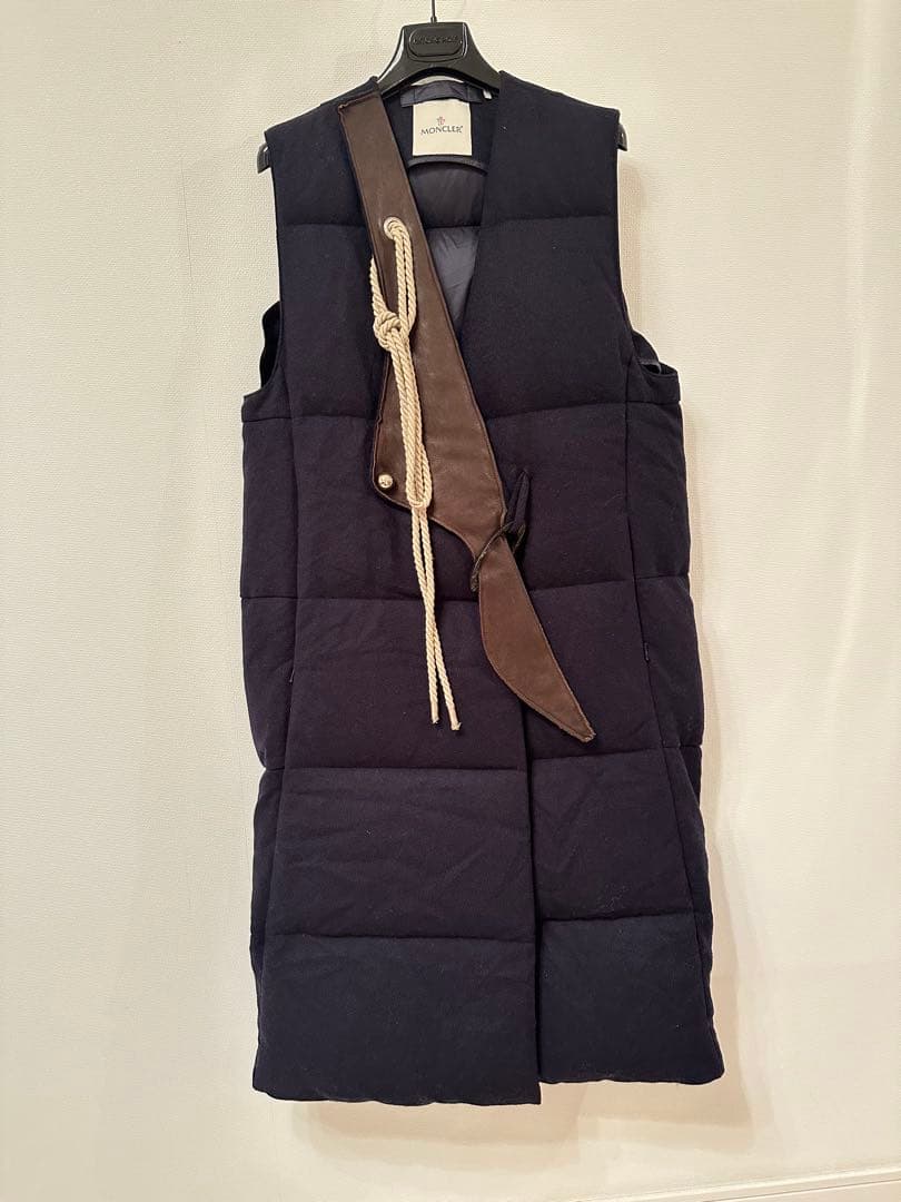 MONCLER × JW Anderson ネイビー ダウンベスト