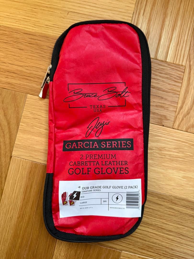 日本未入荷！　BRUCE BOLTのゴルフ用グローブ
