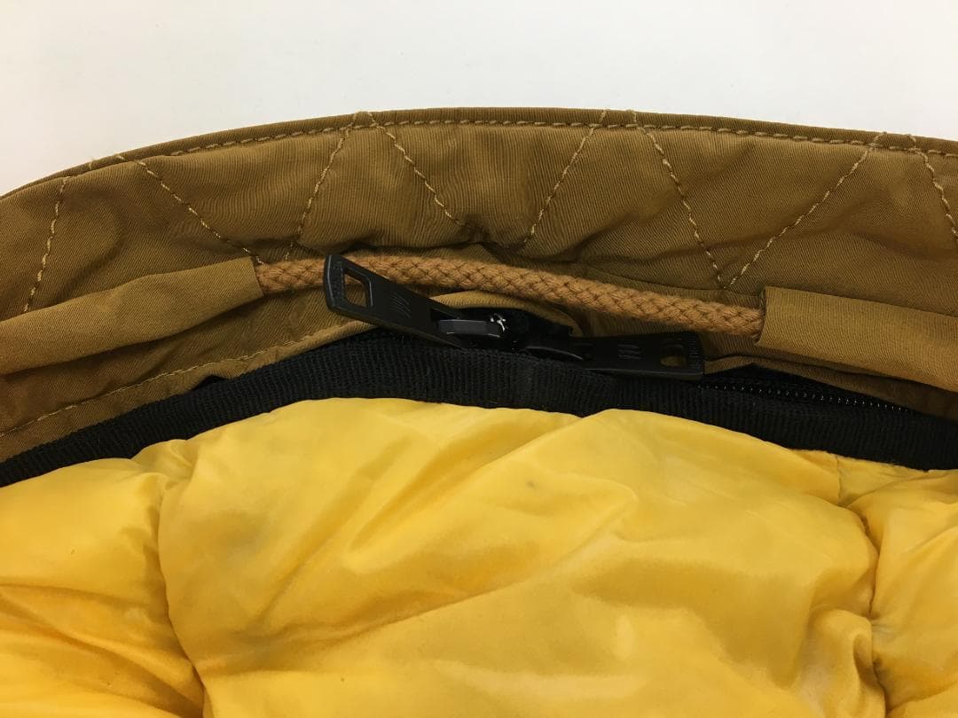 HETREGO ダウンジャケット