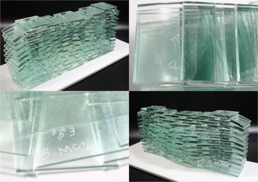 A show of hands William McCoy ガラス オブジェ