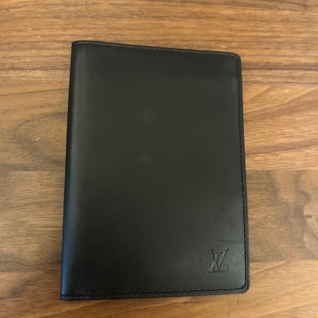 【レア出品】Louis Vuitton ブラック パスポートケース