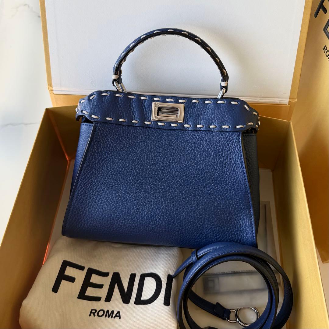 FENDI ピーカブー　セレリア ミニ　2WAYハンドバッグ ブルー