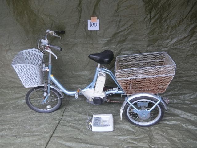100：ブリヂストン　電動アシスト三輪車　ジャンク引取限定：埼玉県所沢市