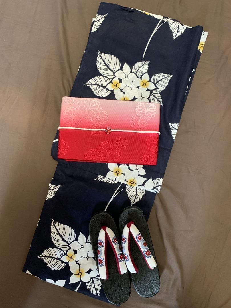 1枚目 画像 の帯と帯締め付き◆大人ゆかた◆品ある紫陽花（あじさい）紺浴衣◆