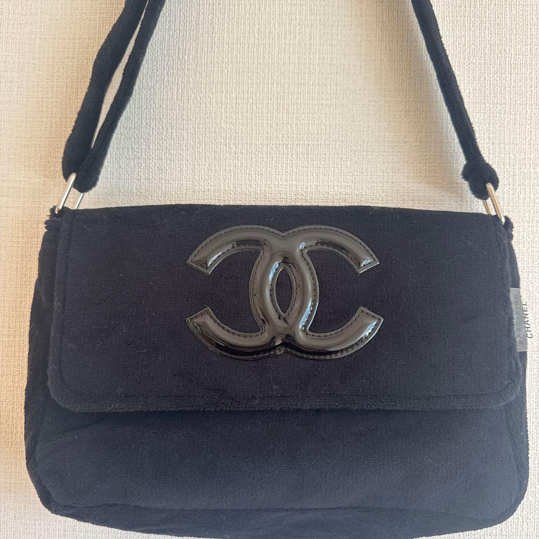 ブラック スエード ショルダーバッグ