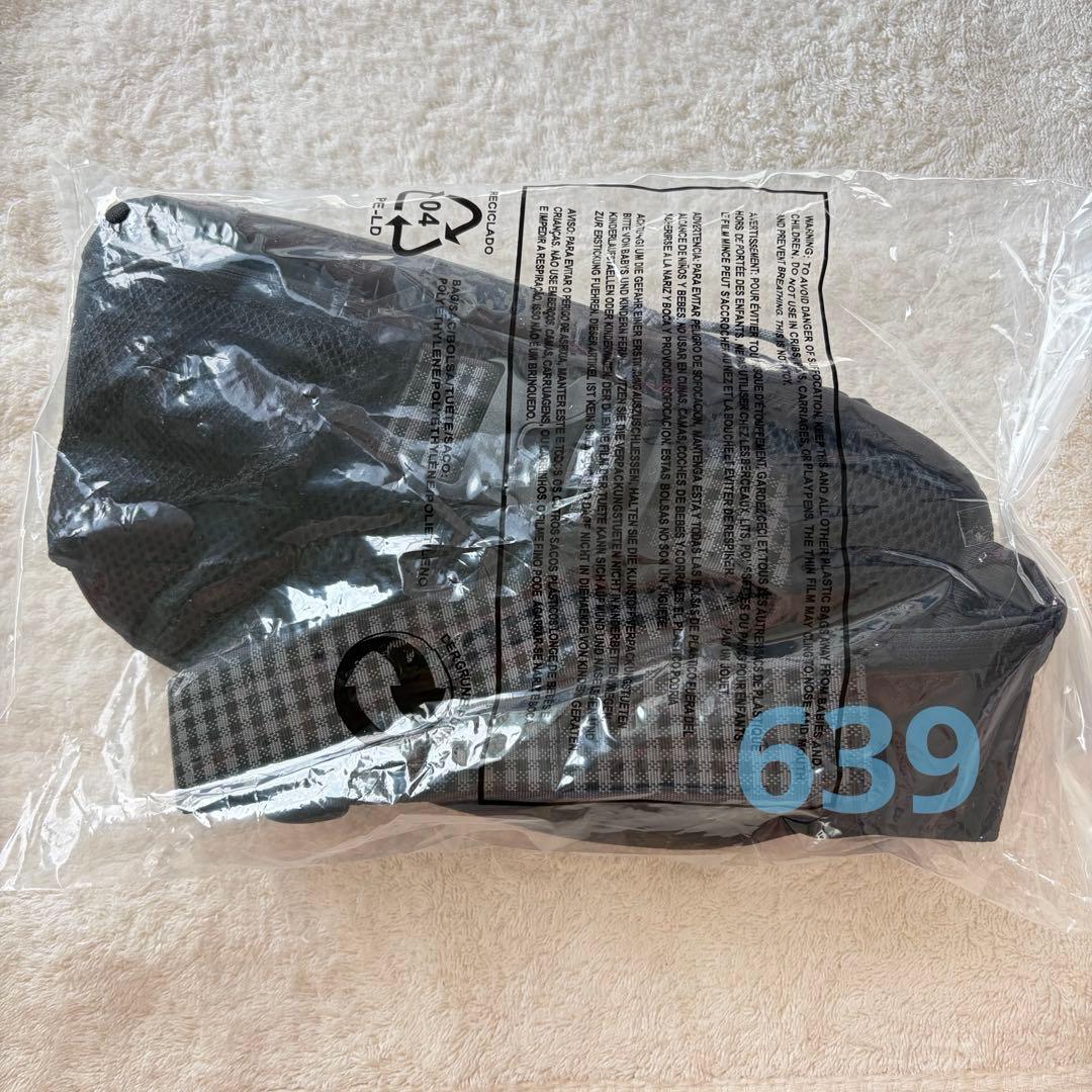 familiar ファミリア ニューエラ ボディバッグ