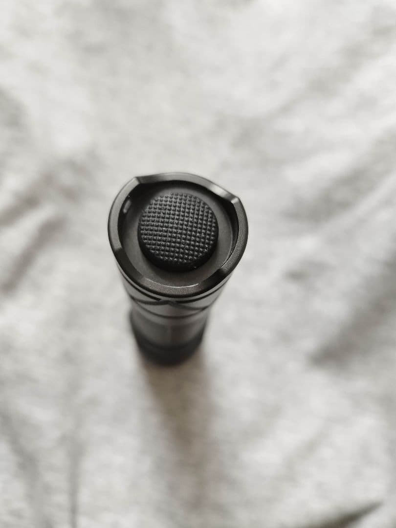 Convoy　フラッシュライト　爆光ライト　21700