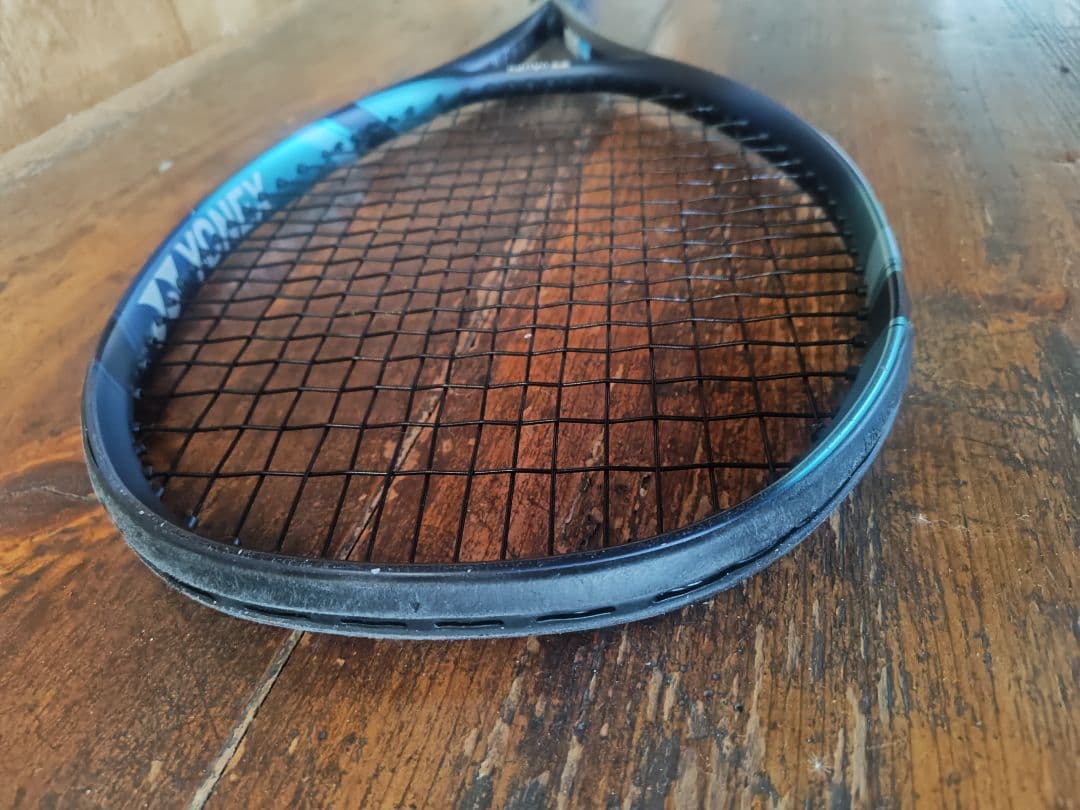 YONEX EZONE 100L テニスラケット ブラック/ブルー G1