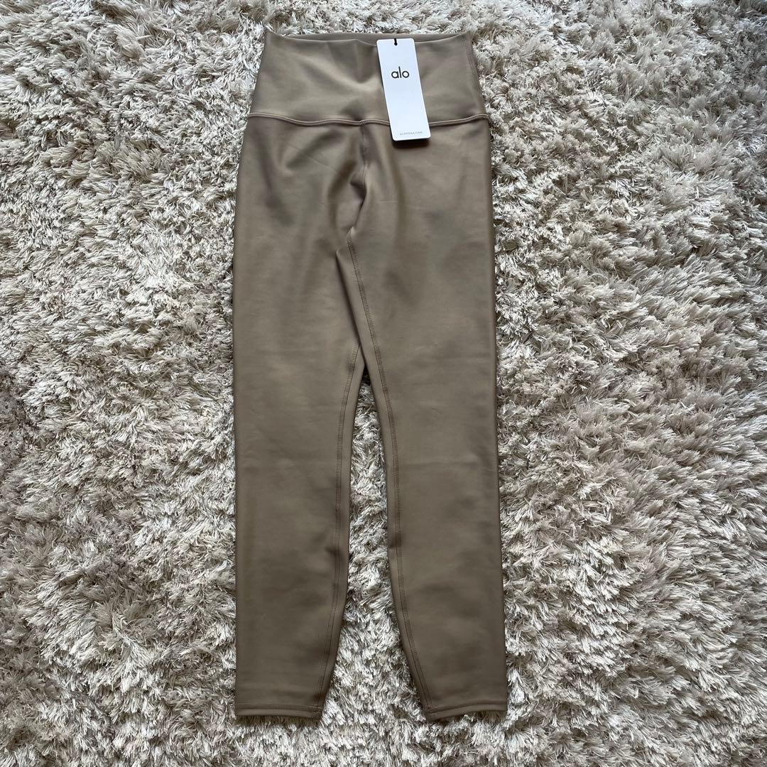 新品 Alo Yoga Airlift 7/8 ハイウエストレギンス S