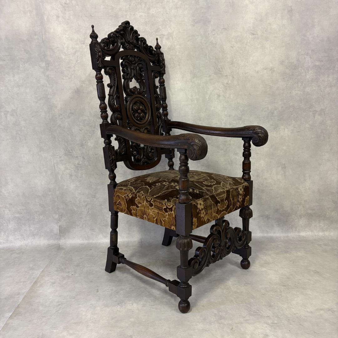 18世紀　バクタプール　キング＆クイーンスタイルのハイバックチェア