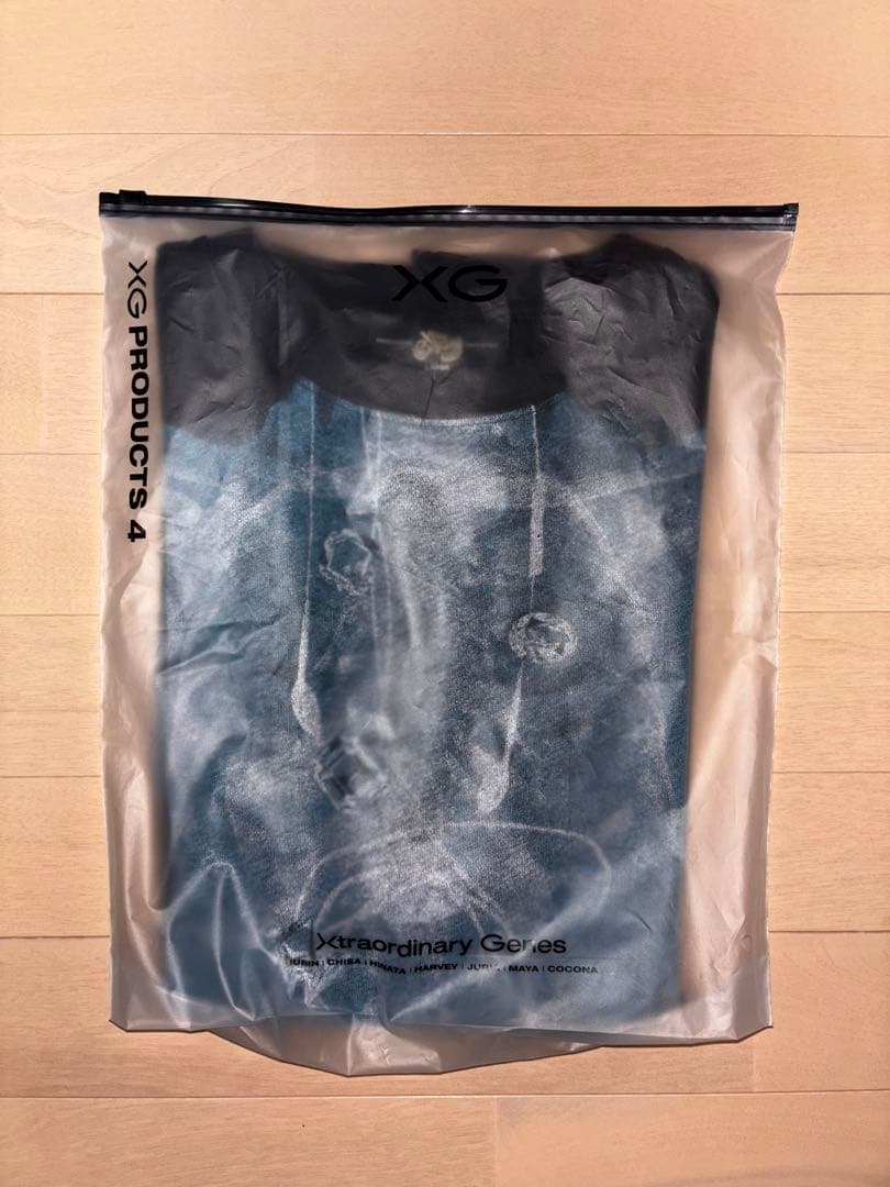 XG グラフィックプリント Tシャツ