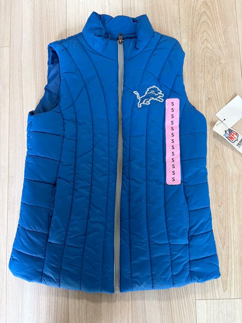 NFLデトロイトライオンズ　パフベスト　防寒　【新品未使用】