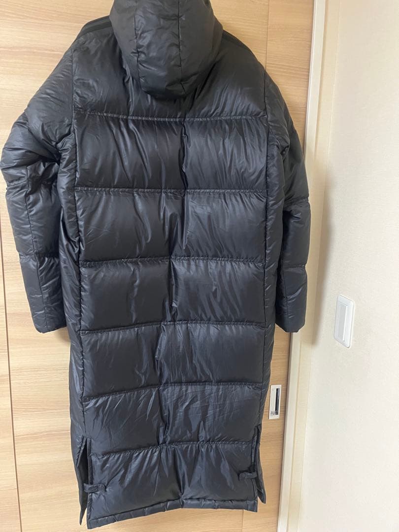 アディダス ベンチコート Mブラック ダウン ロング丈 フーディー