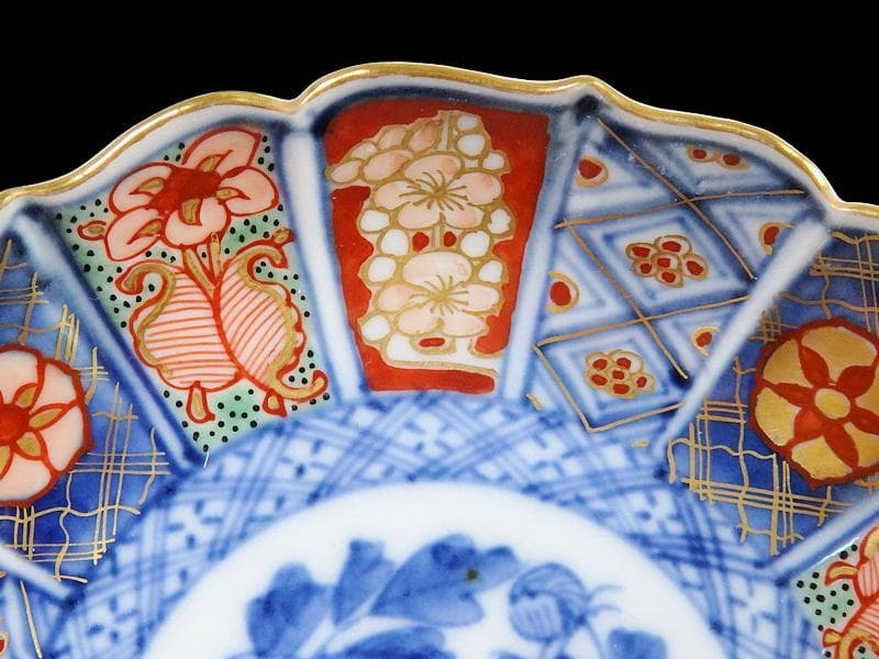 大聖寺伊万里　金襴手 菊花型　牡丹の図　4寸皿　2枚　C457AS-CVs