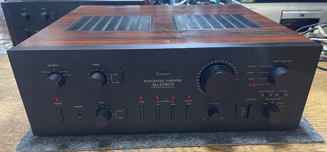 も*ん様 サンスイ プリメインアンプAU-D907F (2)