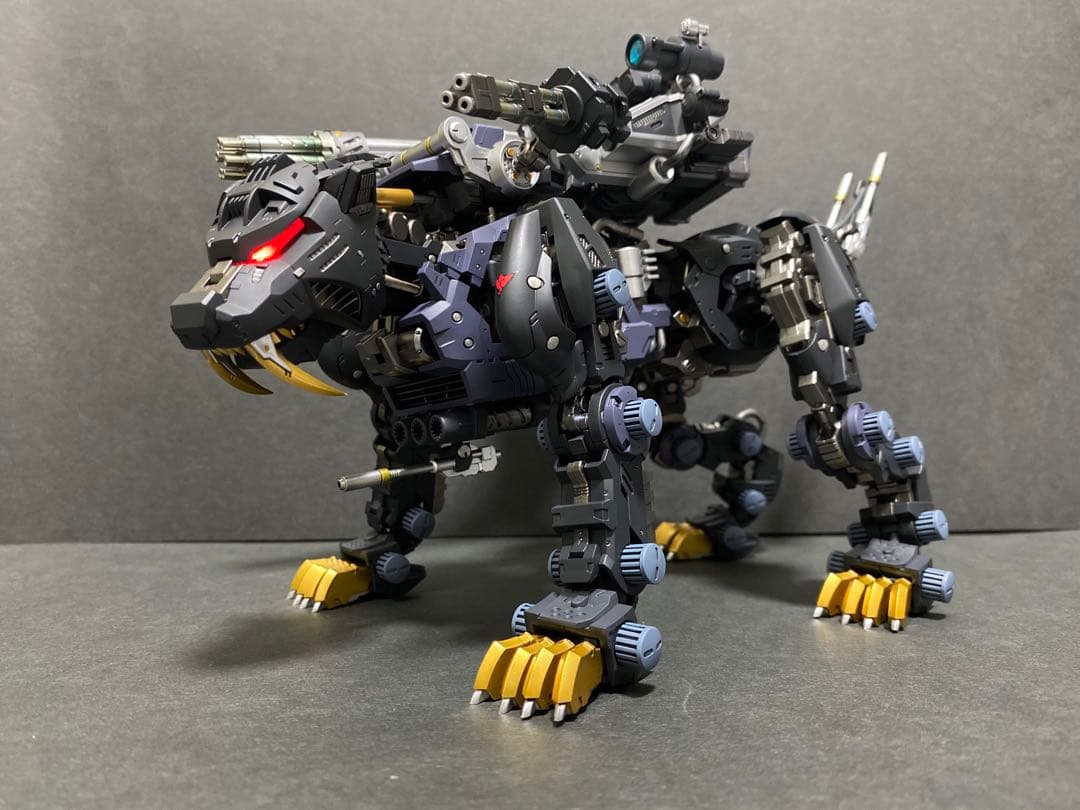 （専用）【完成品】　hmmセイバータイガーシュバルツ仕様