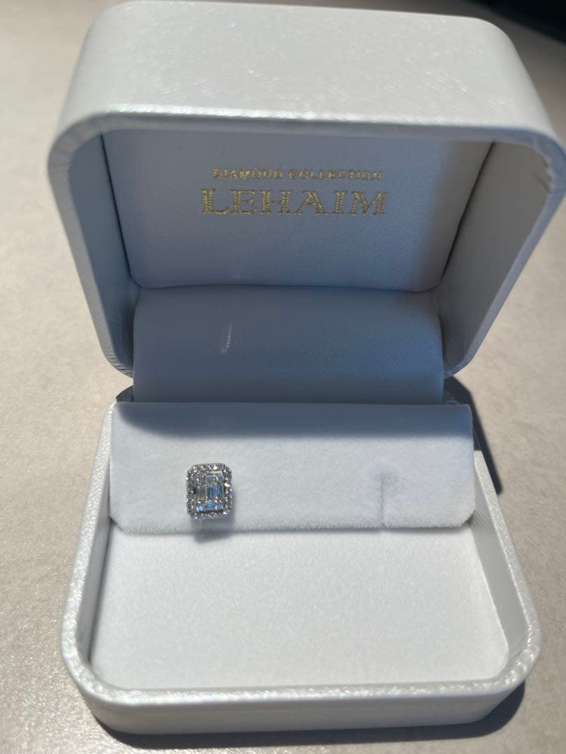 片耳のみ　レハイム　バケットカット　ダイヤモンド　ピアス