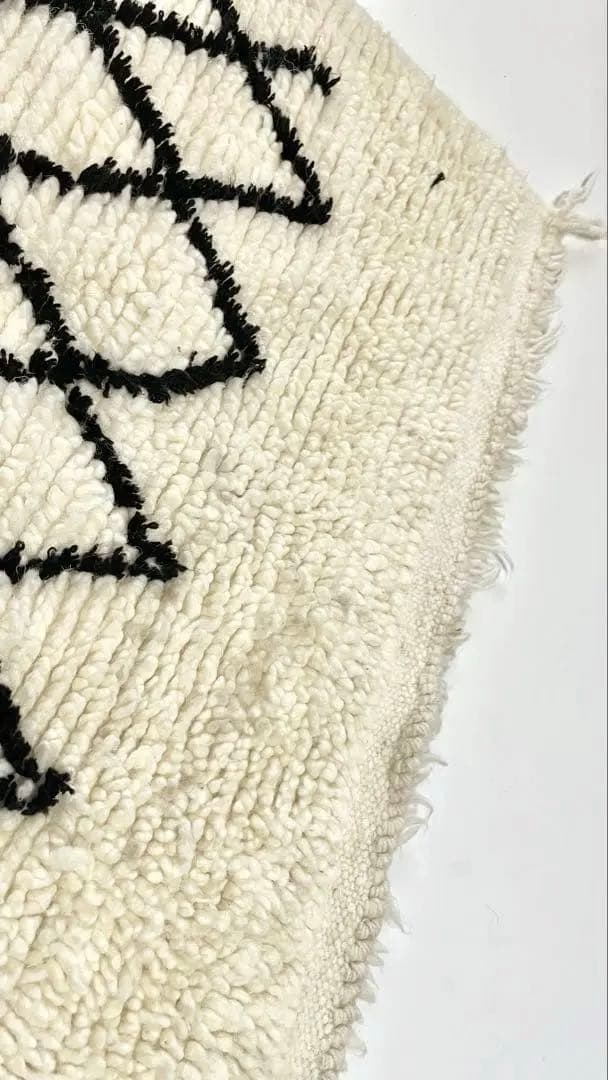 ハンドメイド モロッカンラグ ベニワレン Mサイズ