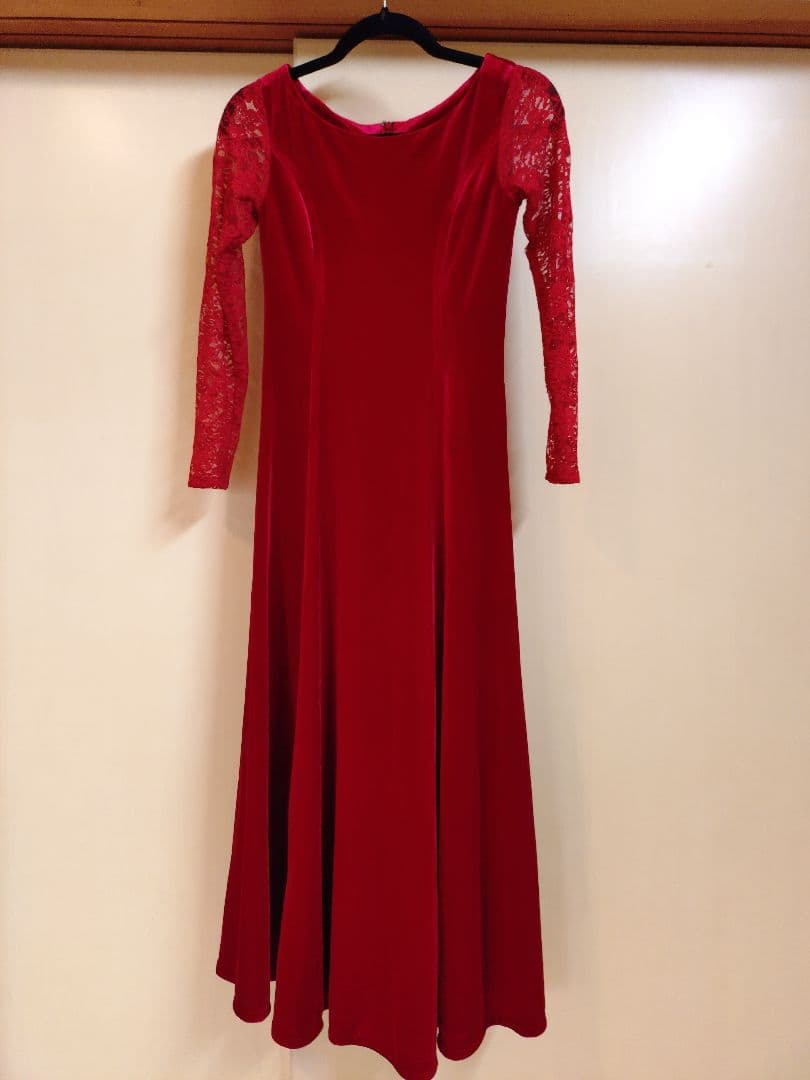 AREMITI　 フラダンスドレス　 現行品 　数回着用　美品