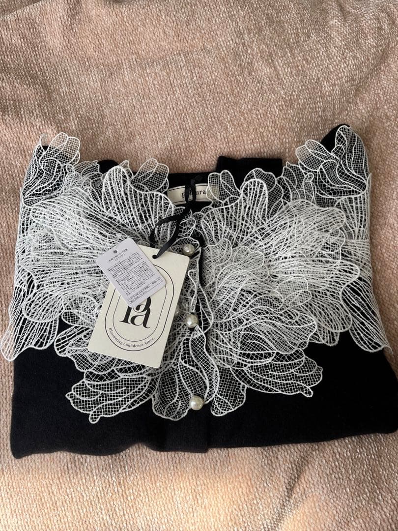 タグ付き poláura polaura ポローラ レースフリルカーディガン