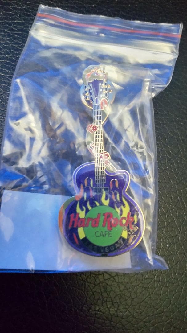 ハードロックカフェ ピンバッジ 14個