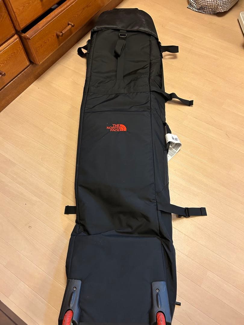 大人気　ノースフェイス　BCスノーローラー　スノーボードケース　遠征