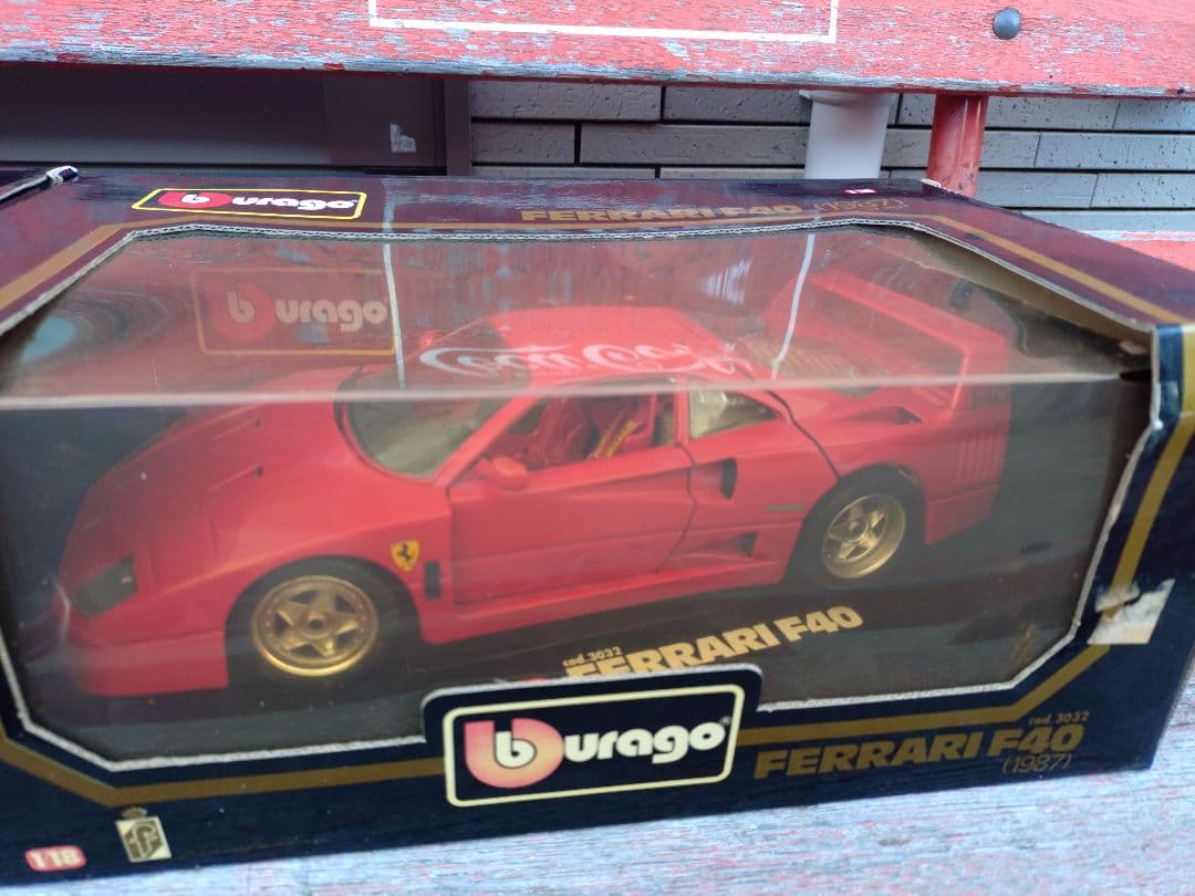 Burago　ブラーゴ　1/18 フェラーリ　F40　　２台セット　当時物