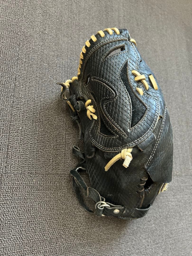 Wilson 硬式グローブ ブラック