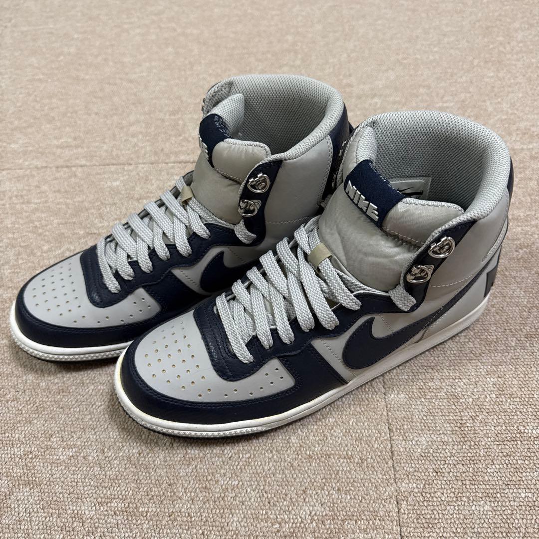 NIKE ダンクハイ グレー/ネイビー　26cm